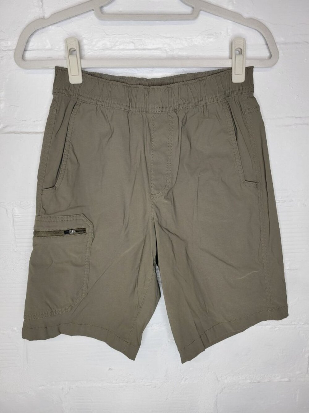 Eddie Bauer Men's Small Cargo Shorts Green Pull On 10" Inseam